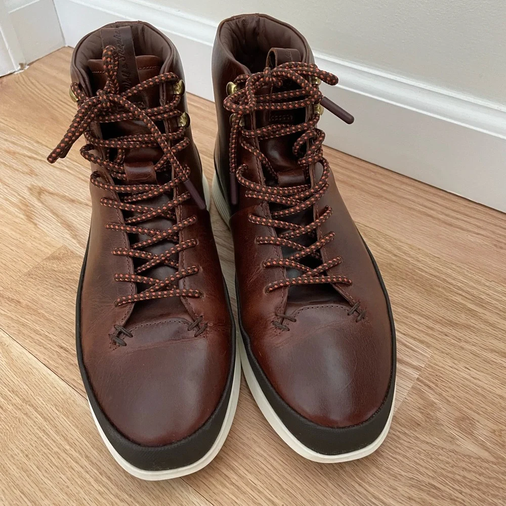 Wolf & Shepherd Hiker boots in Maple, great condition, like new. Size 10